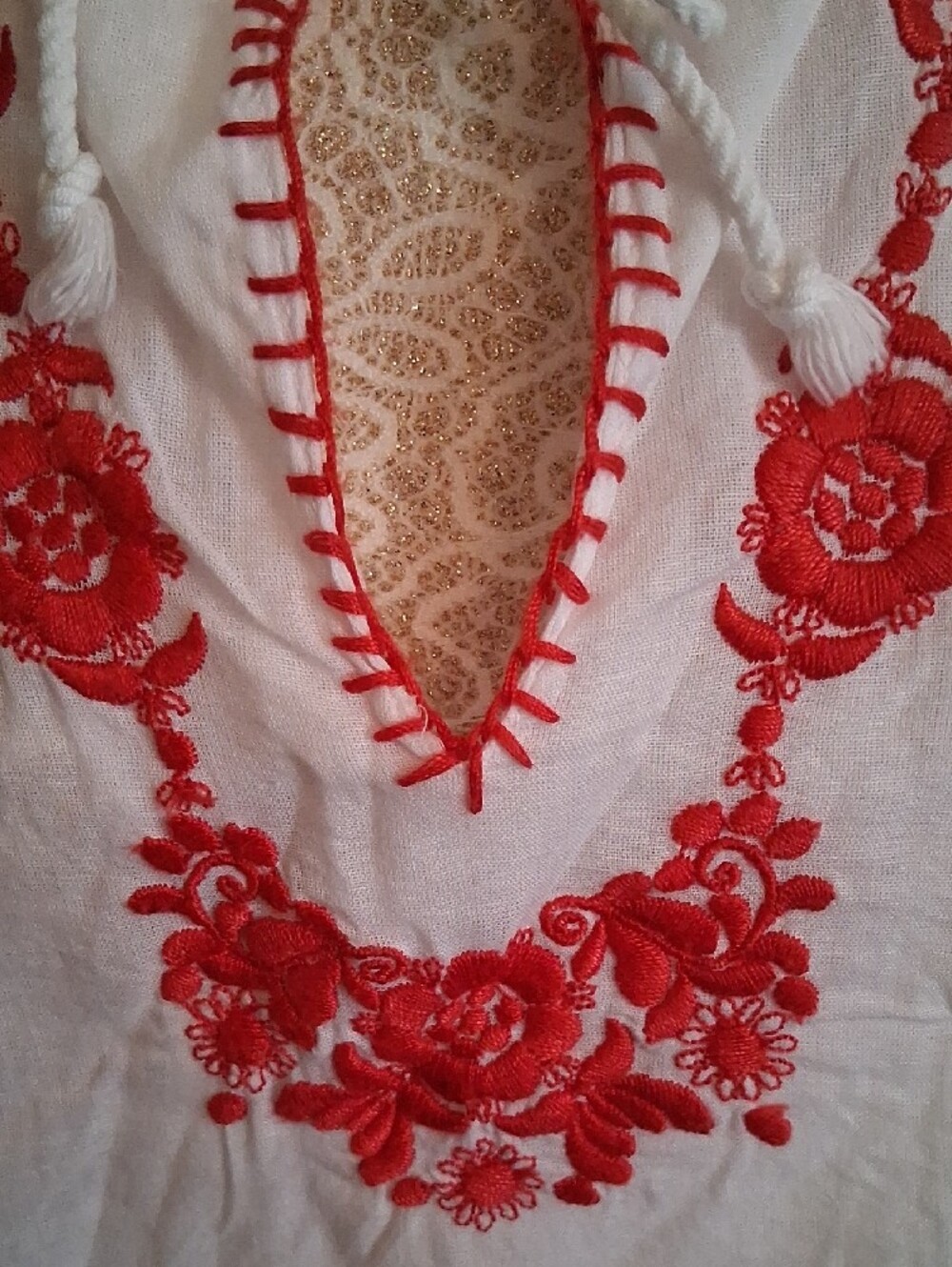 Tommy Hilfiger White Peasant Blouse with Red Embroidery. Size XL - Picture 8 of 13